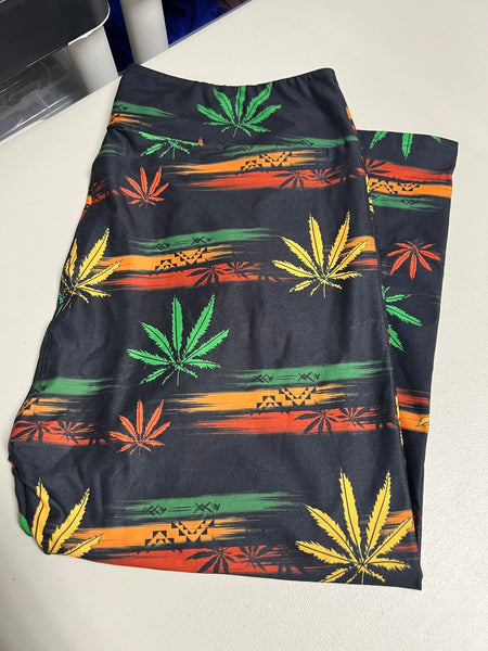 Jamaican Weed CAPRI Leggings - Size TC
